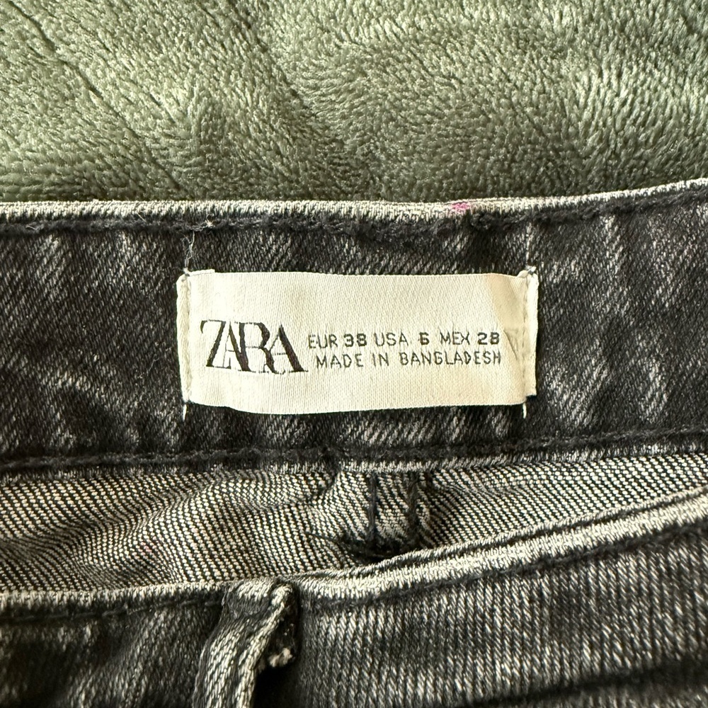 Zara Black Denim High Waisted Shorts Size 6 - Picture 5 of 5